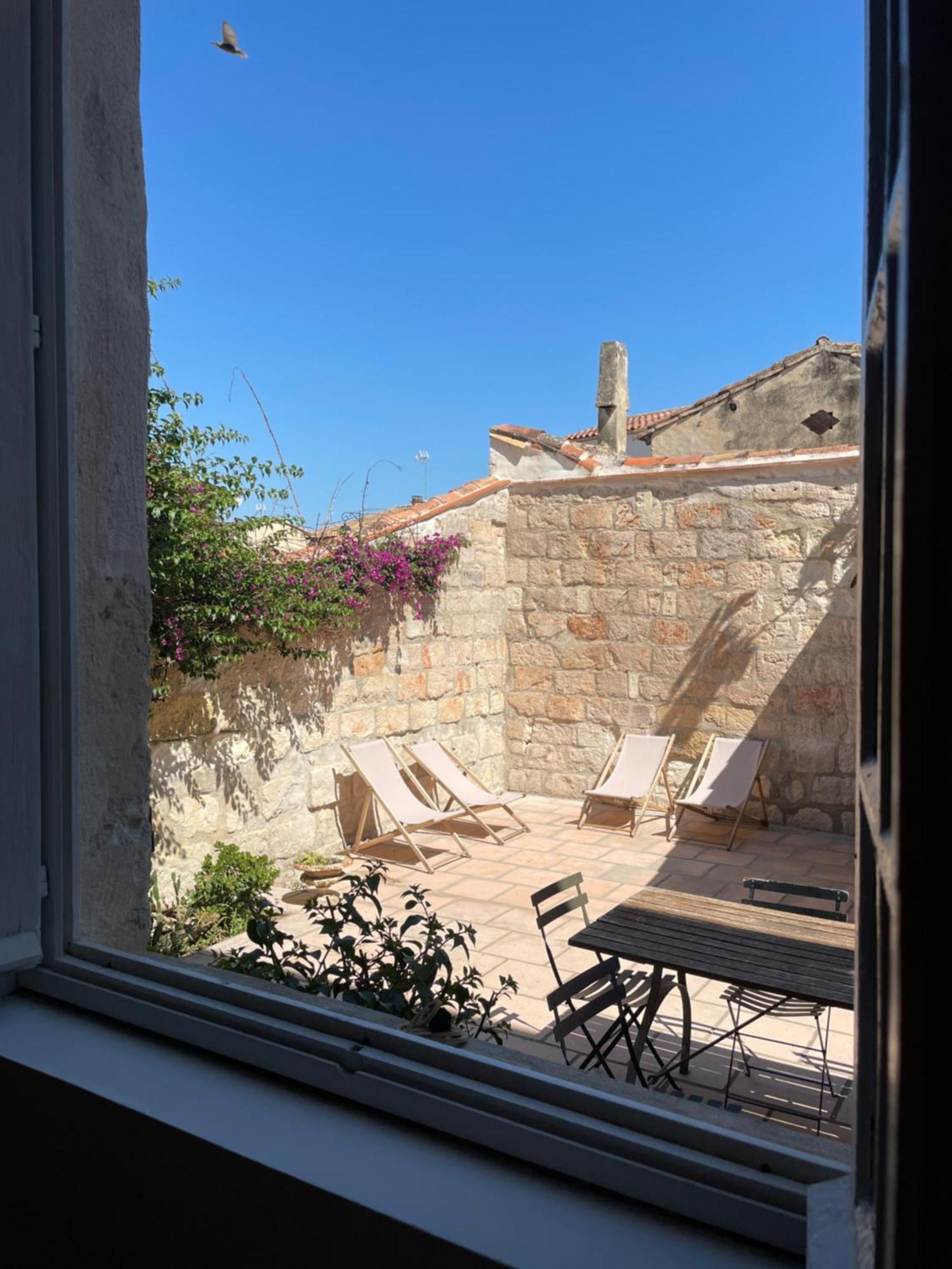Maison De Maitre Proche Plage A Aigues-Mortes Exterior photo